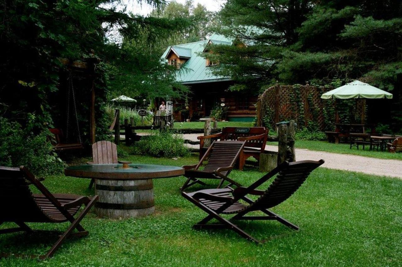Bed and Breakfast Jardins De L'Achillee Millefeuille La Conception Zimmer foto